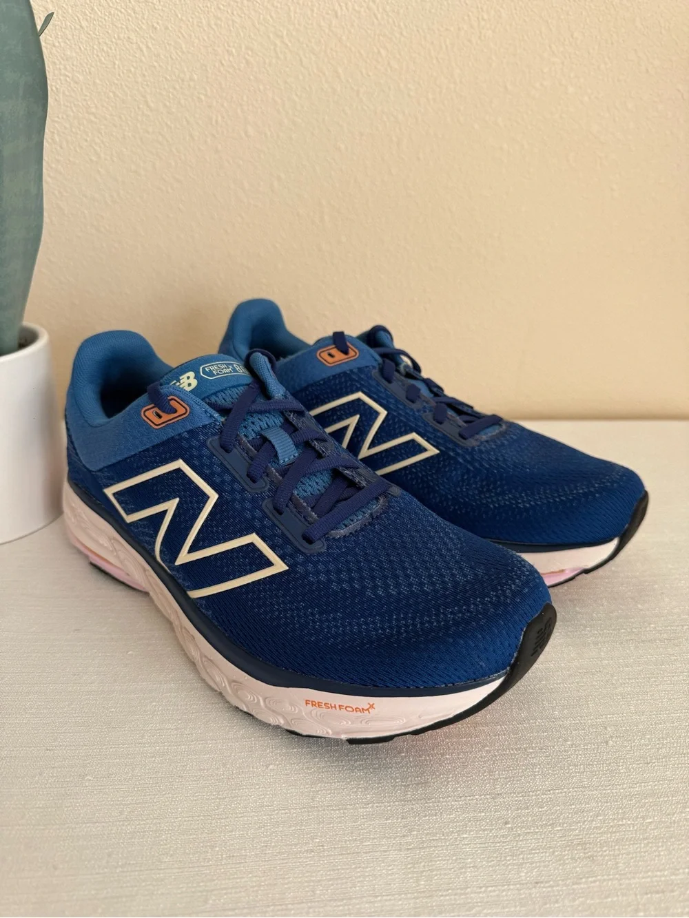 New Balance Blue Running Shoes - Fresh Foam 860